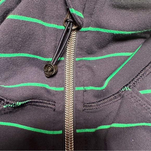 Lululemon Nice Asana Jacket Slalom Stripe Inkwell / Inkwell Navy Women’s size 10 - Picture 4 of 9